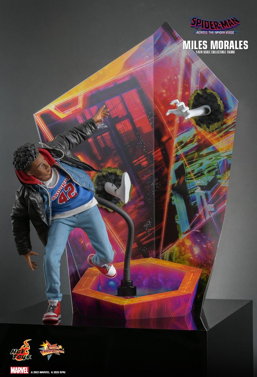 New Images & Details of Hot Toys' Across the Spider-Verse Miles Morales &  Spider-Man 2099 - Geek. Dad. Life.