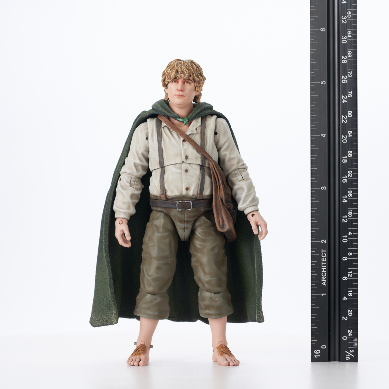 Diamond Select Toys: LOTR Wave 6 Samwise Gamgee & Saruman the White - Geek.  Dad. Life.