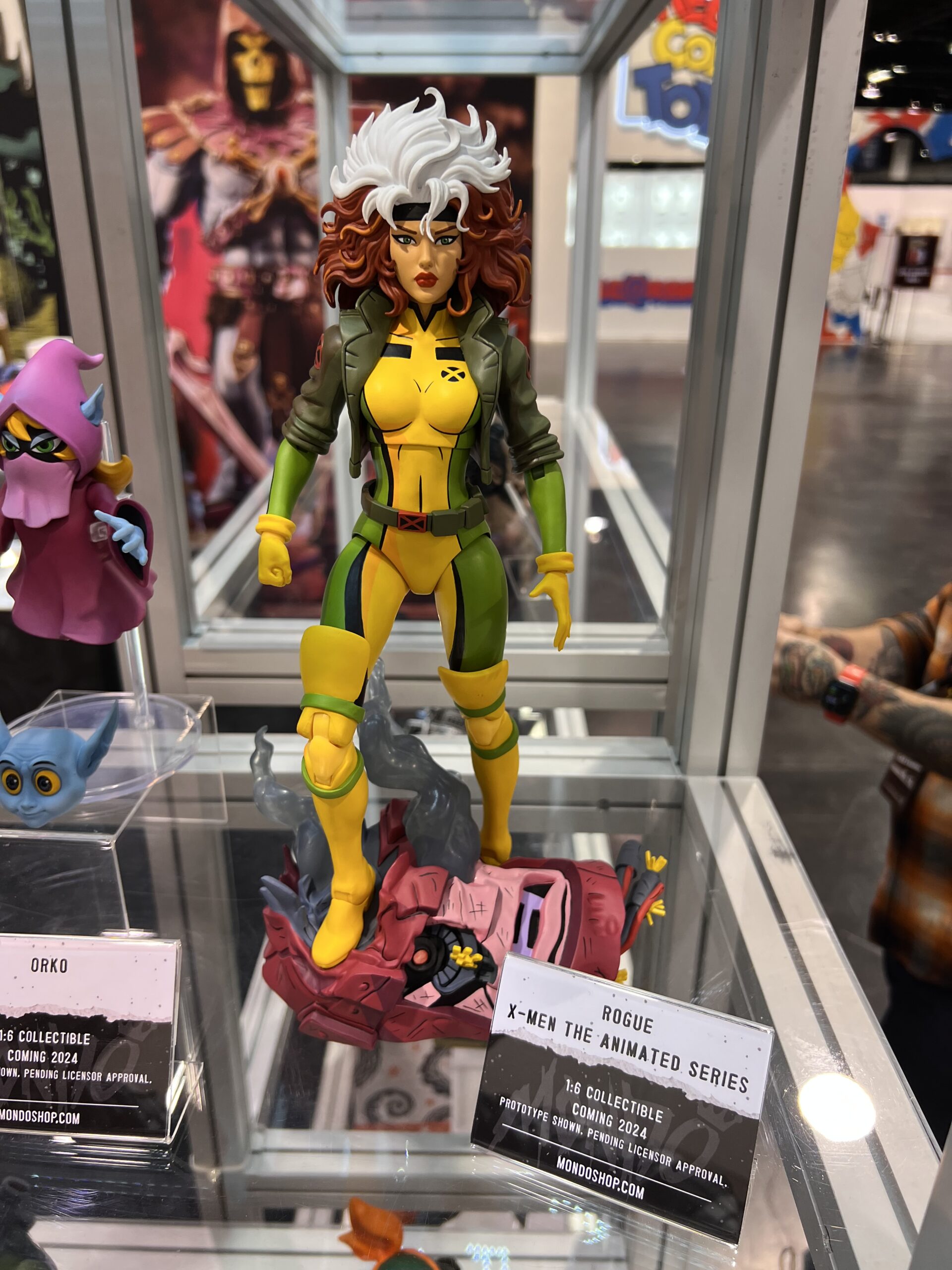 DesignerCon 2023 - Mondo X-Men Animated Series 1/6 Scale Rogue And More