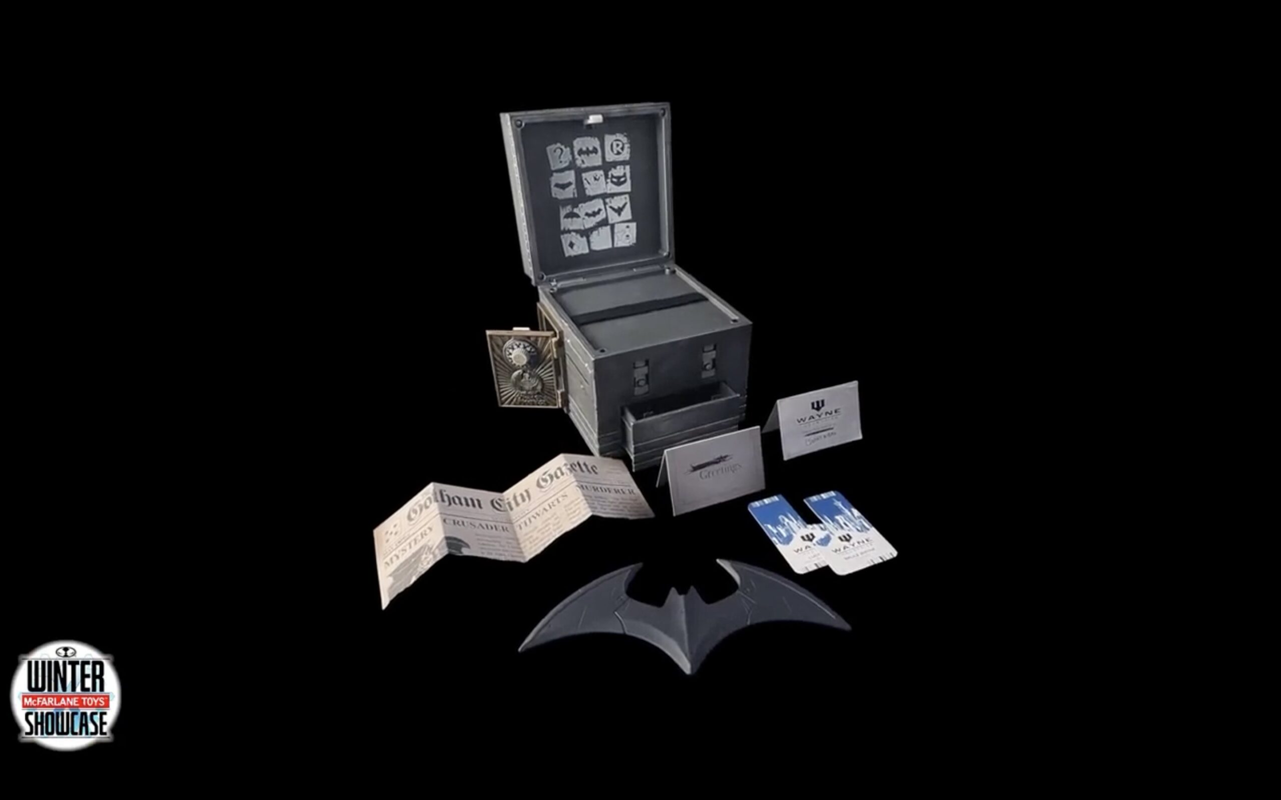 Nightwing Action Figure McFarlane DC Direct Riddler Puzzle Box